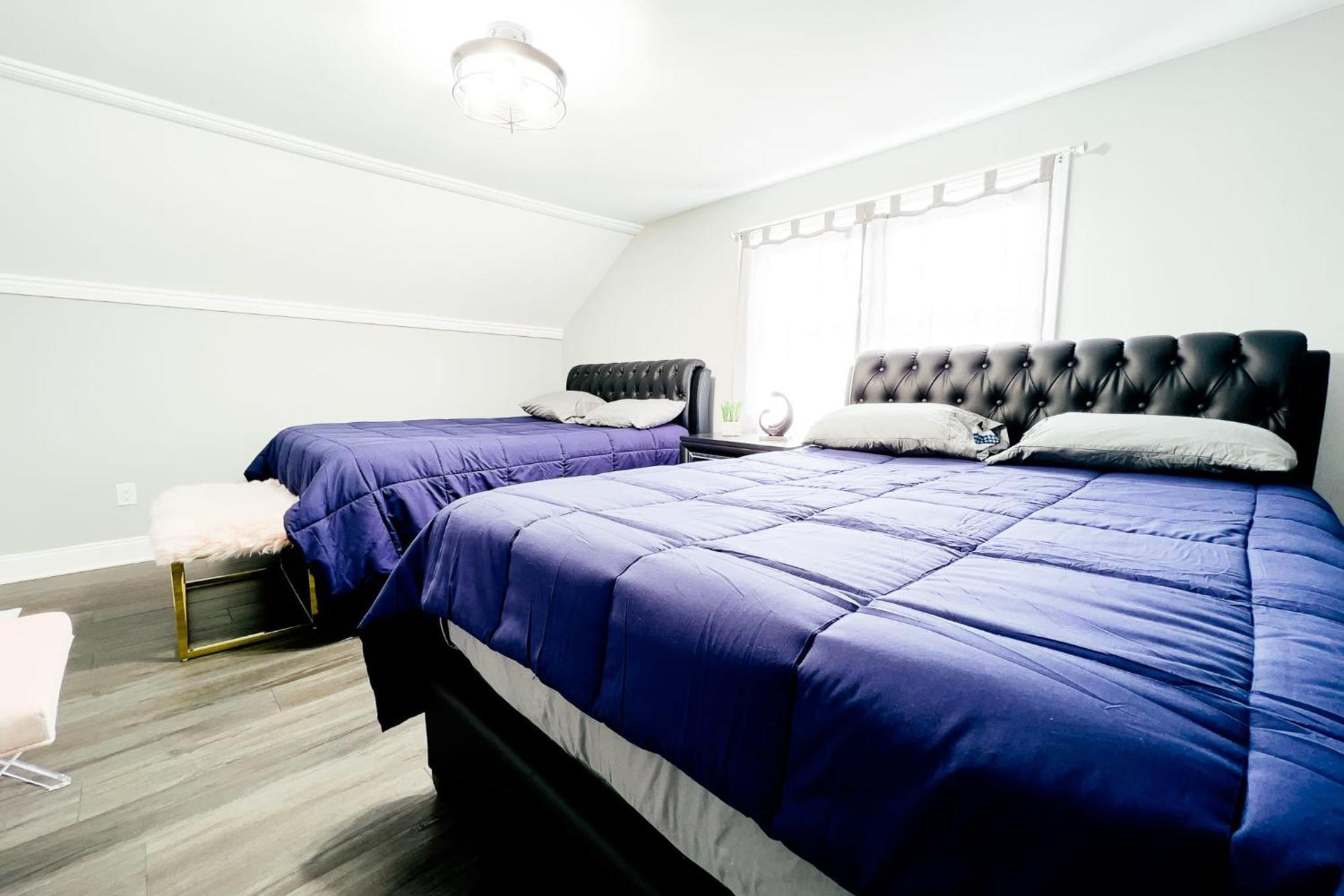 2 Homes, 1 Stay-7Br Niagara Falls Compound Eksteriør billede