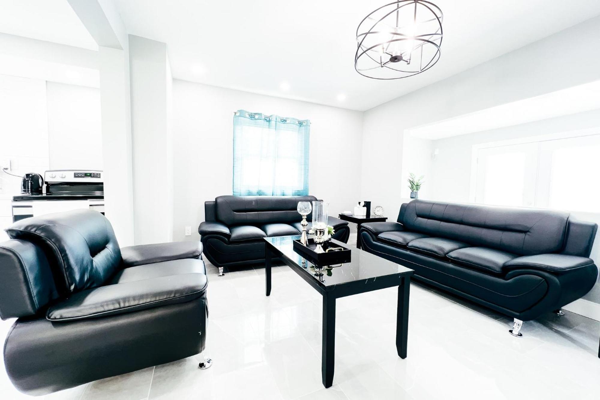 2 Homes, 1 Stay-7Br Niagara Falls Compound Eksteriør billede