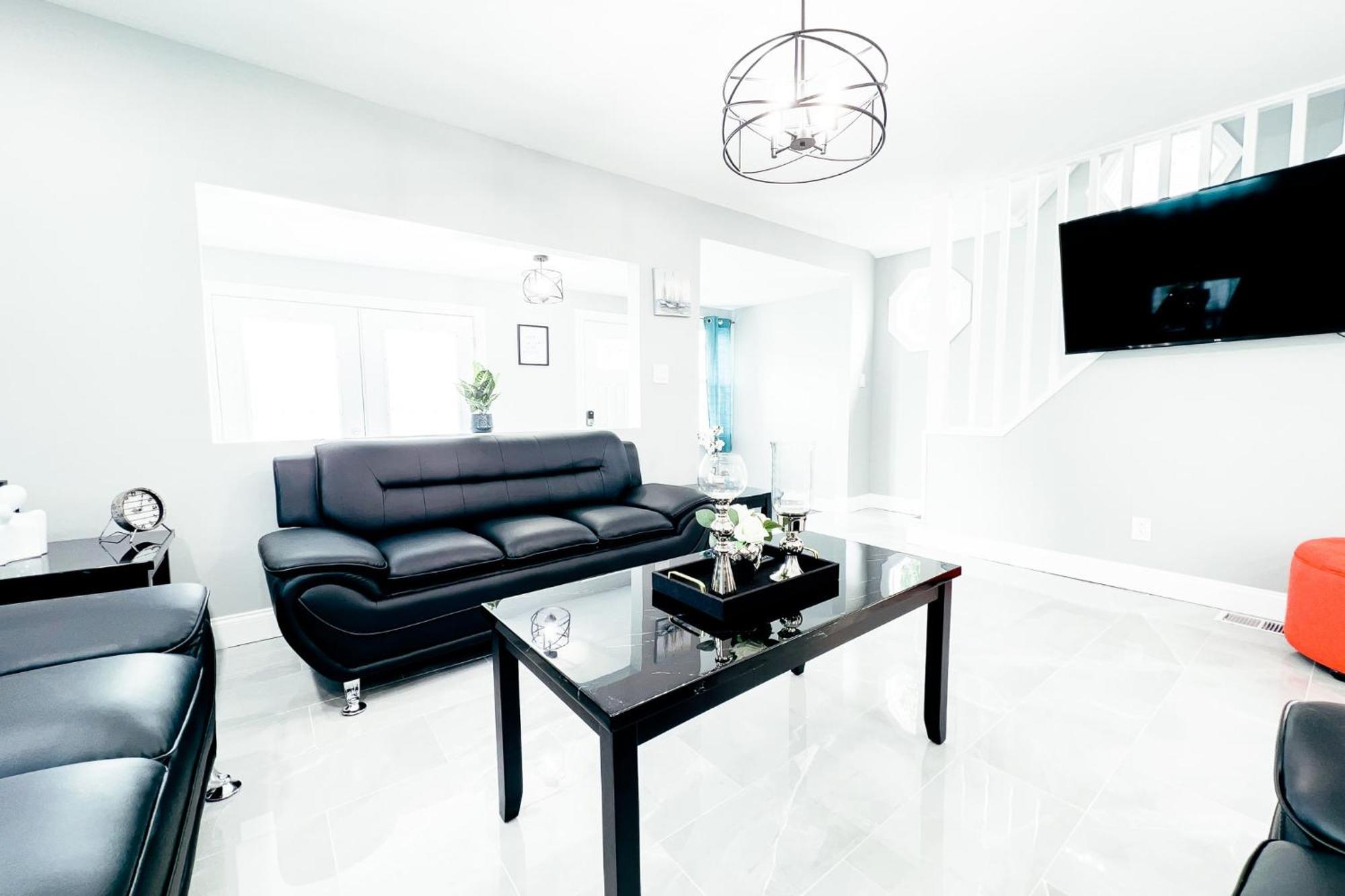 2 Homes, 1 Stay-7Br Niagara Falls Compound Eksteriør billede