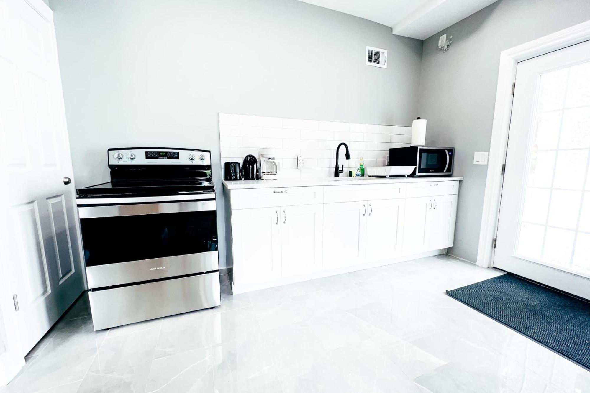 2 Homes, 1 Stay-7Br Niagara Falls Compound Eksteriør billede